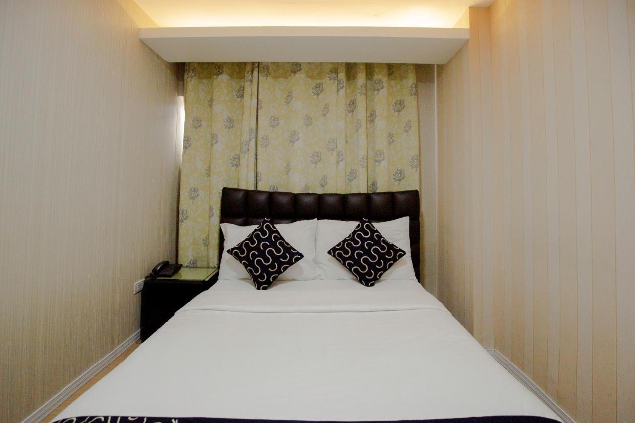 Newgrange Condotel Quezon City Exterior photo