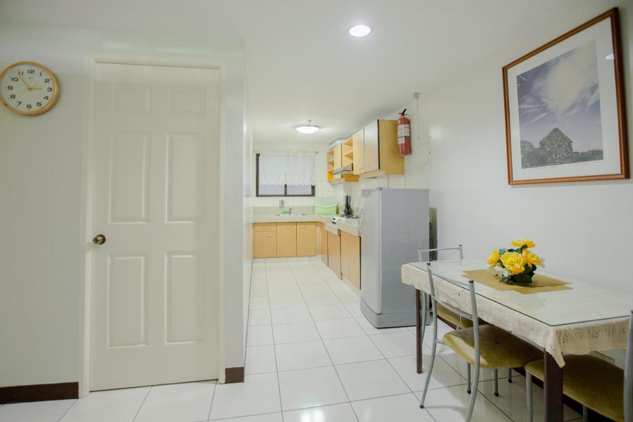 Newgrange Condotel Quezon City Exterior photo