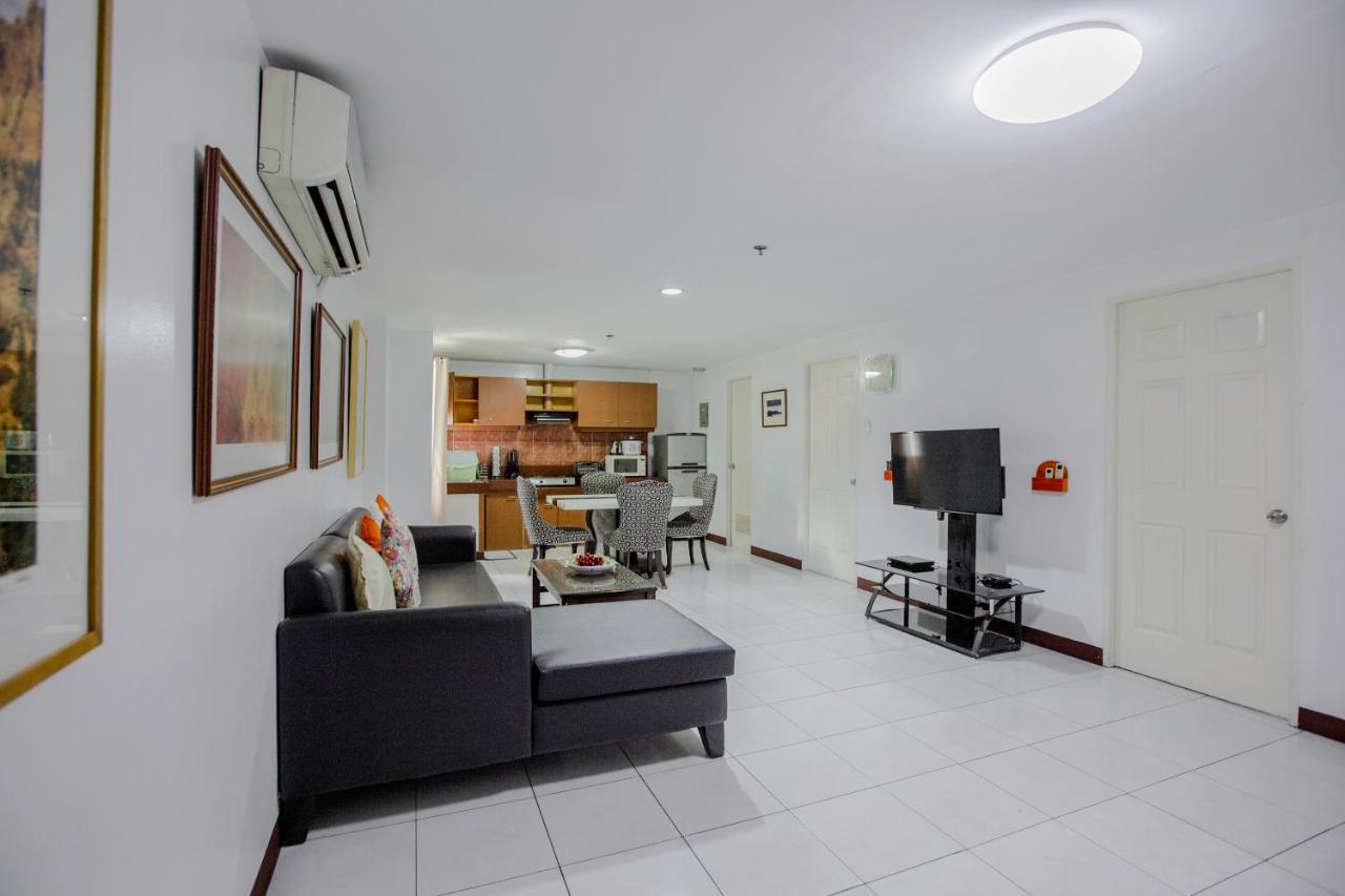 Newgrange Condotel Quezon City Exterior photo