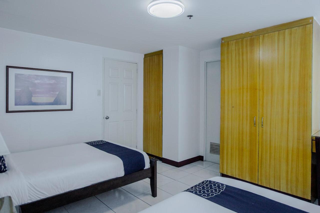 Newgrange Condotel Quezon City Exterior photo
