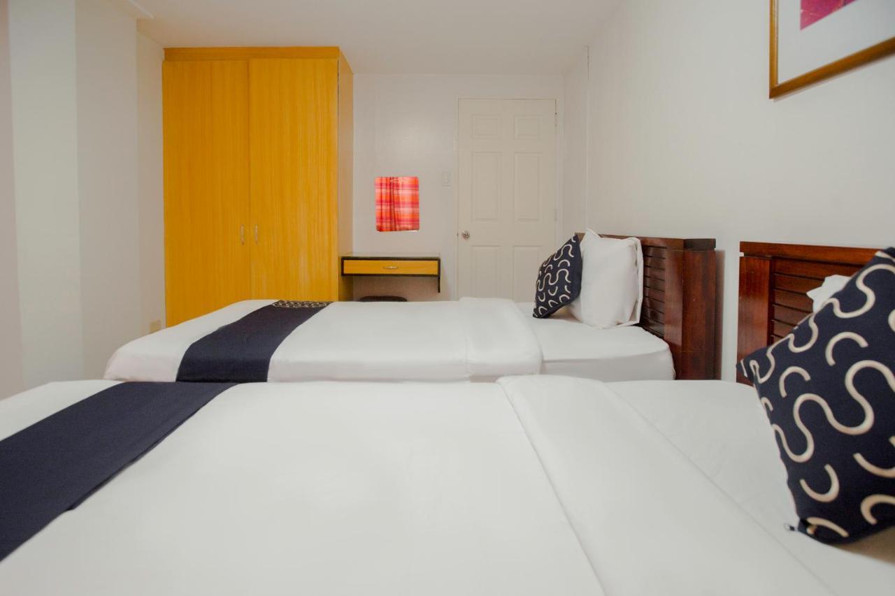 Newgrange Condotel Quezon City Exterior photo