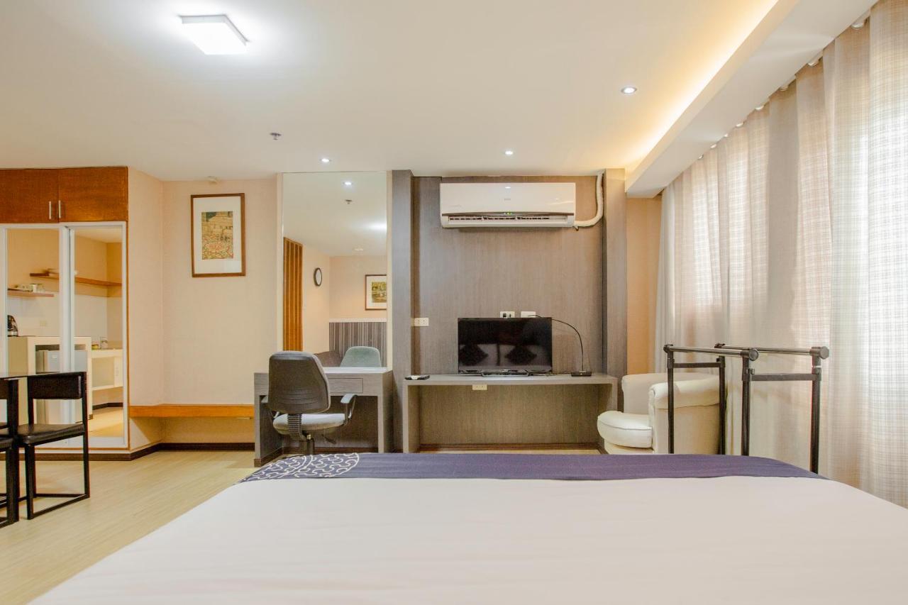 Newgrange Condotel Quezon City Exterior photo