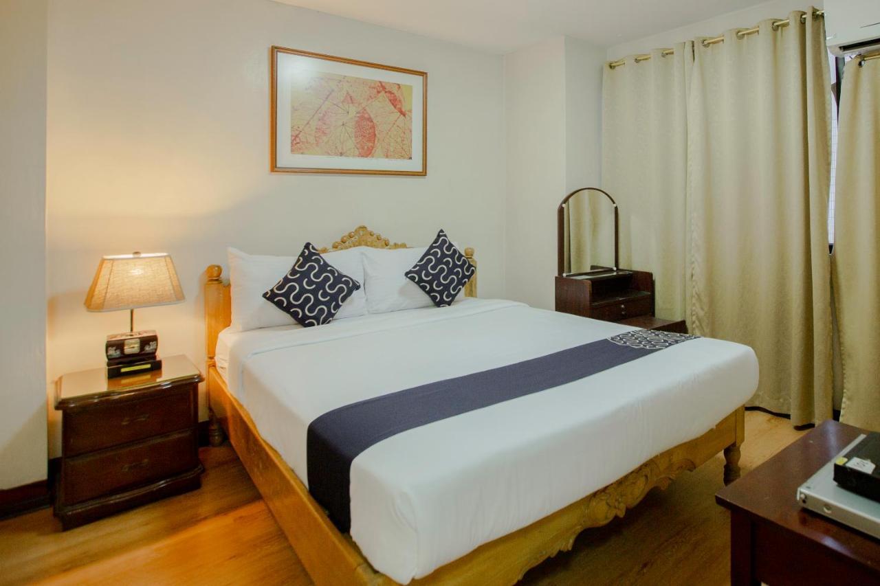 Newgrange Condotel Quezon City Exterior photo