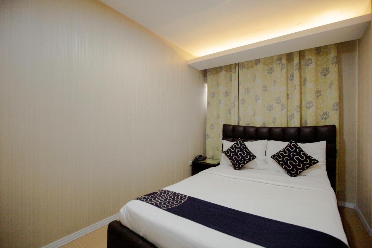 Newgrange Condotel Quezon City Exterior photo